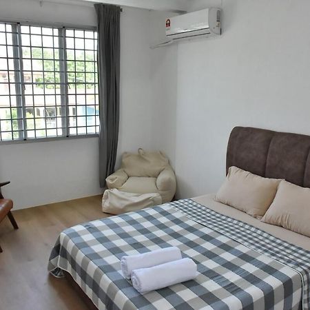 בינטולו Rain Tree Homestay מראה חיצוני תמונה