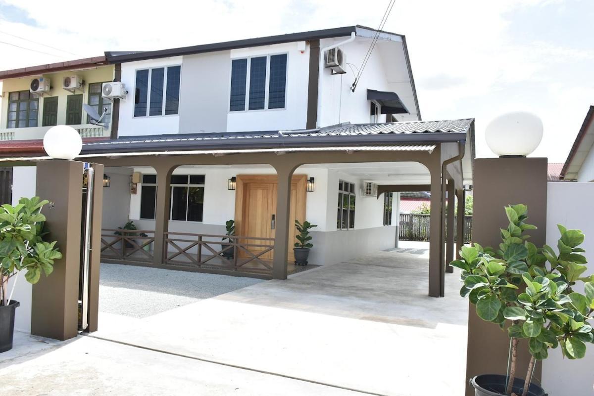 בינטולו Rain Tree Homestay מראה חיצוני תמונה